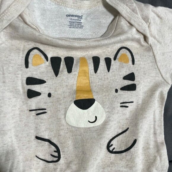 Gerber L/S Onesies - Picture 5 of 5